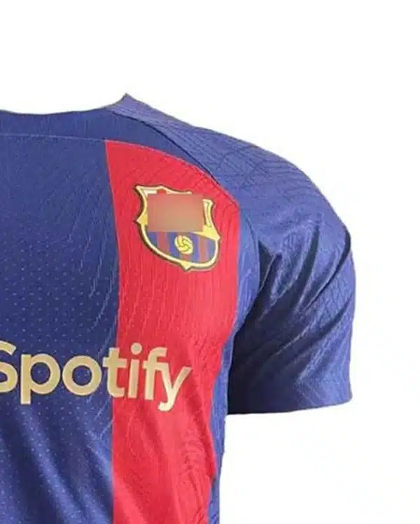 camiseta barcelona 2024 local roja y azul barata detalle