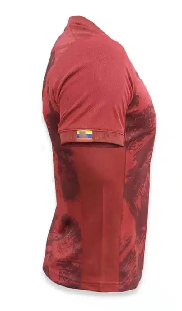 camiseta venezuela 2022 local roja detalles lado barata