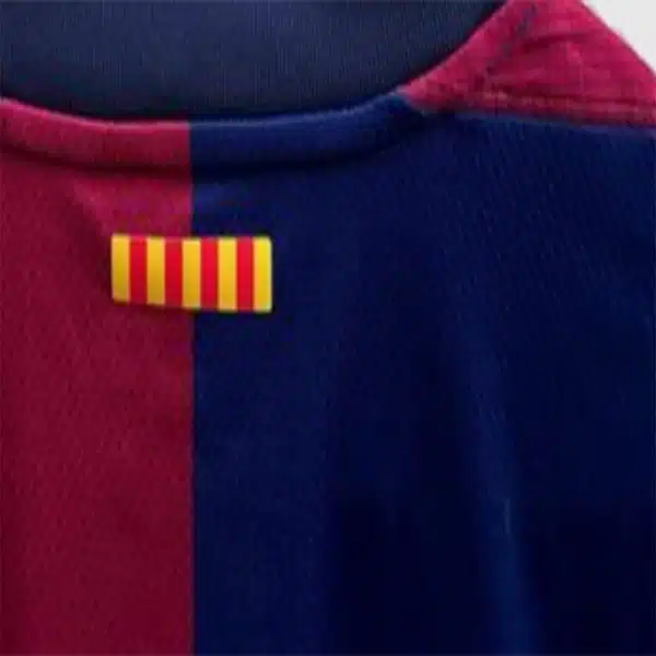 camiseta barcelona 2025 detalle