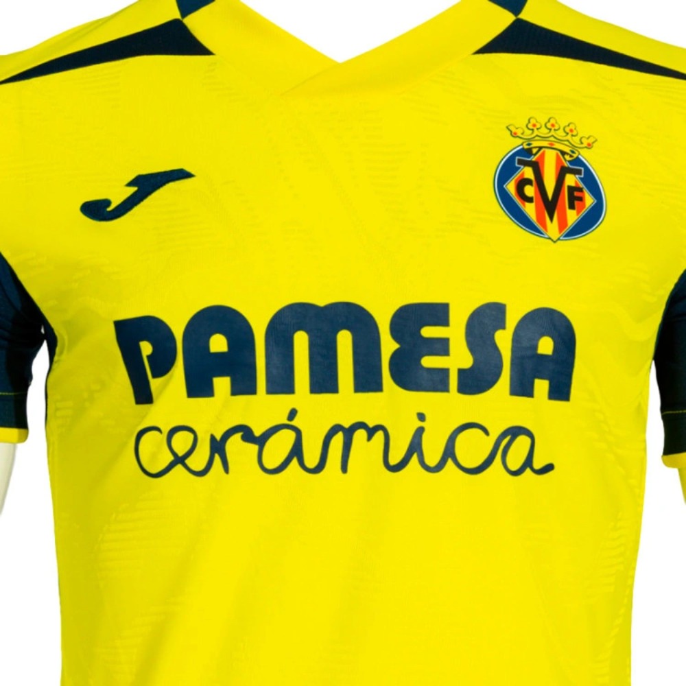 CAMISETA VILLARREAL 2026-2027 4 Camiseta oficial de la primera equipación del Villarreal CF para la temporada 2026-2027. Talla de adulto, color amarillo.
