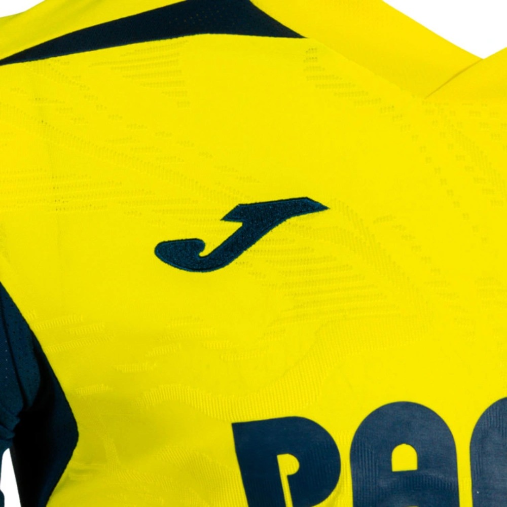 CAMISETA VILLARREAL 2026-2027 5 Camiseta oficial de la primera equipación del Villarreal CF para la temporada 2026-2027. Talla de adulto, color amarillo.