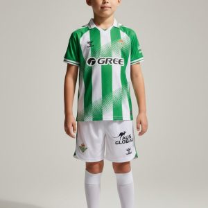 equipacion niño betis 2027