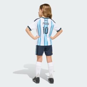 EQUIPACIÓN NIÑO MESSI ARGENTINA 26