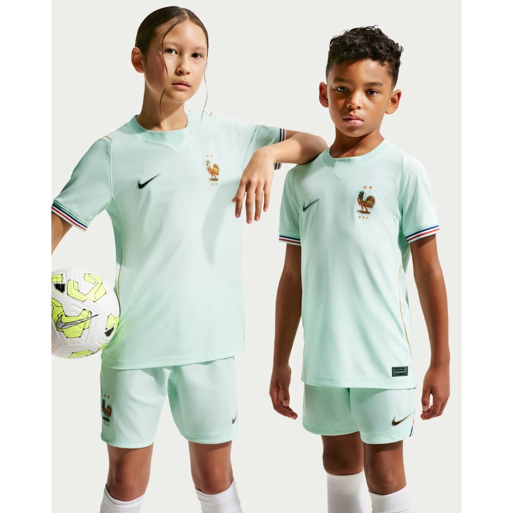 EQUIPACION VISITANTE NIÑOS FRANCIA 2026 1 EQUIPACION VISITANTE NIÑOS FRANCIA 2026