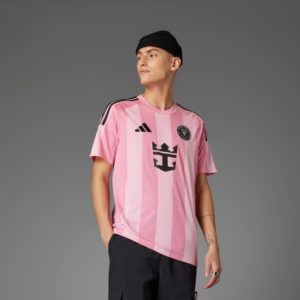 Camiseta de la primera equipación del Inter Miami CF para la temporada 25/26 para adulto. Diseño oficial en color rosa con escudo.