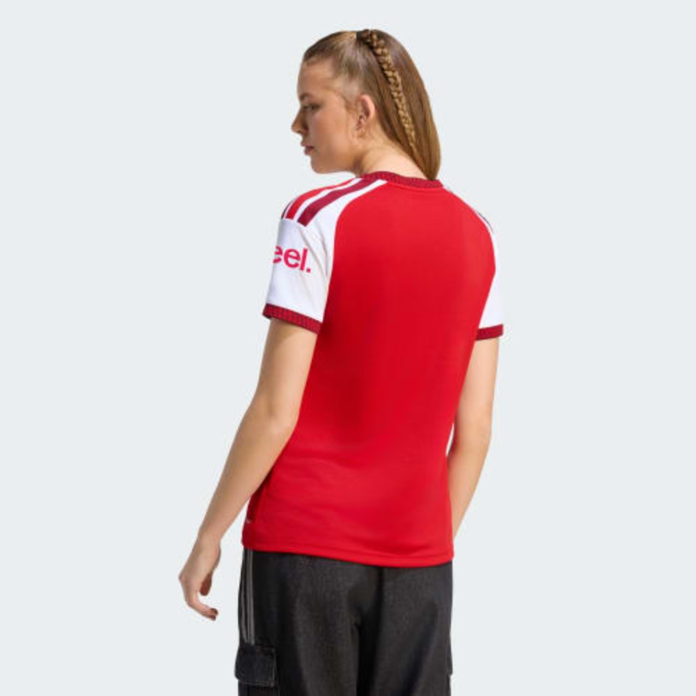 CAMISETA MUJER ARSENAL FC 26/27 2 Camiseta de mujer del Arsenal FC para la temporada 26/27. Primera equipación oficial del club londinense.