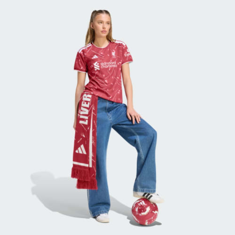 CAMISETA MUJER LIVERPOOL 26/27 3 Camiseta de la primera equipación del Liverpool FC para mujer, temporada 2026-2027. Diseño oficial en rojo y blanco.