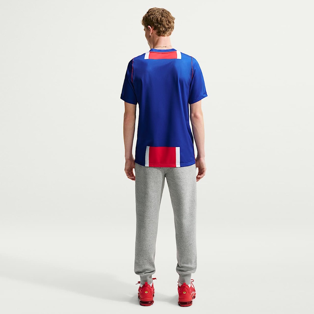Camiseta Paris Saint-Germain 26/27 5 Camiseta de la primera equipación del Paris Saint-Germain para la temporada 2026/2027. Talla de adulto. Diseño oficial del PSG.