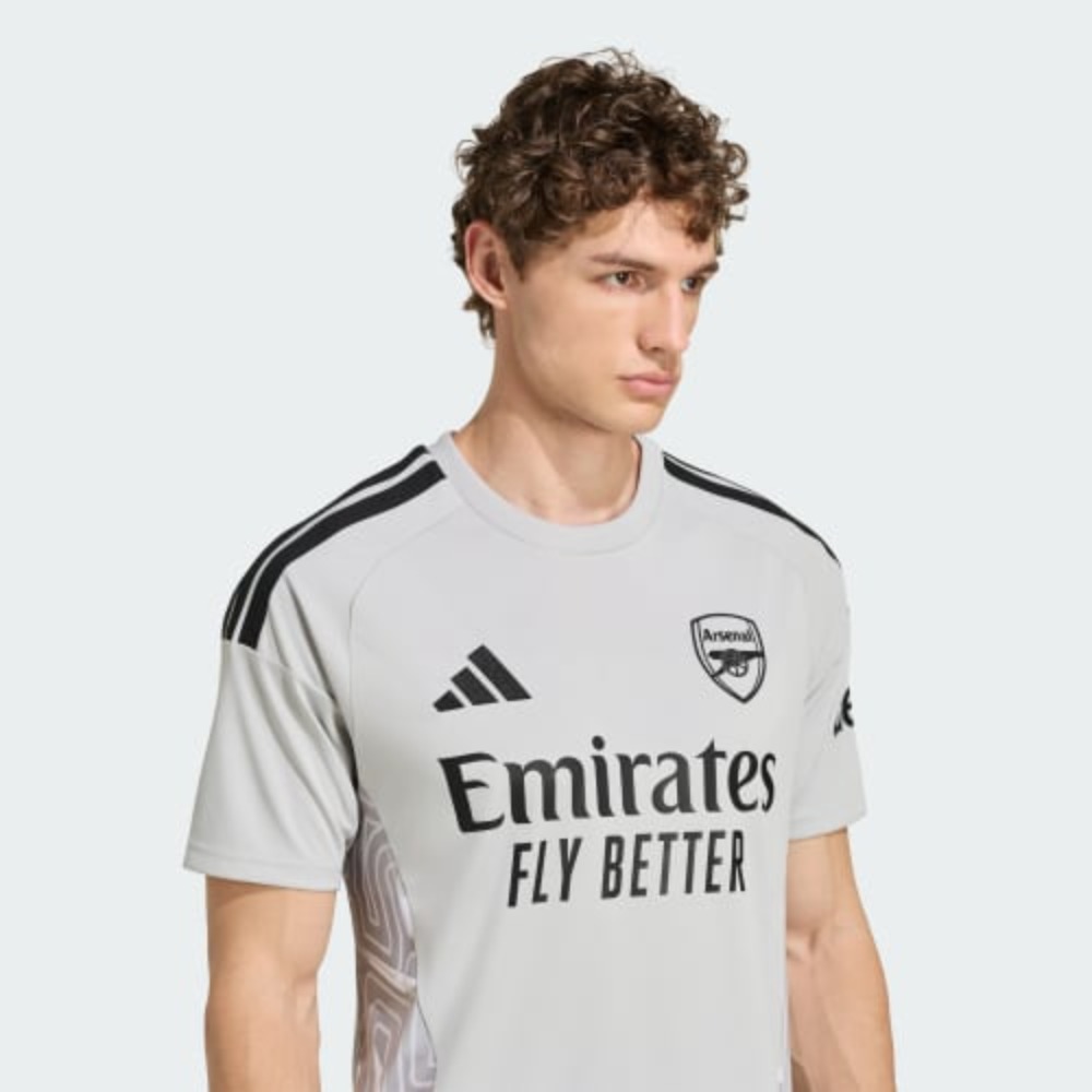 CAMISETA PORTERO ARSENAL FC 26/27 6 Camiseta de portero para adulto del Arsenal FC temporada 2026-2027. Viste la equipación oficial de guardameta de los Gunners.