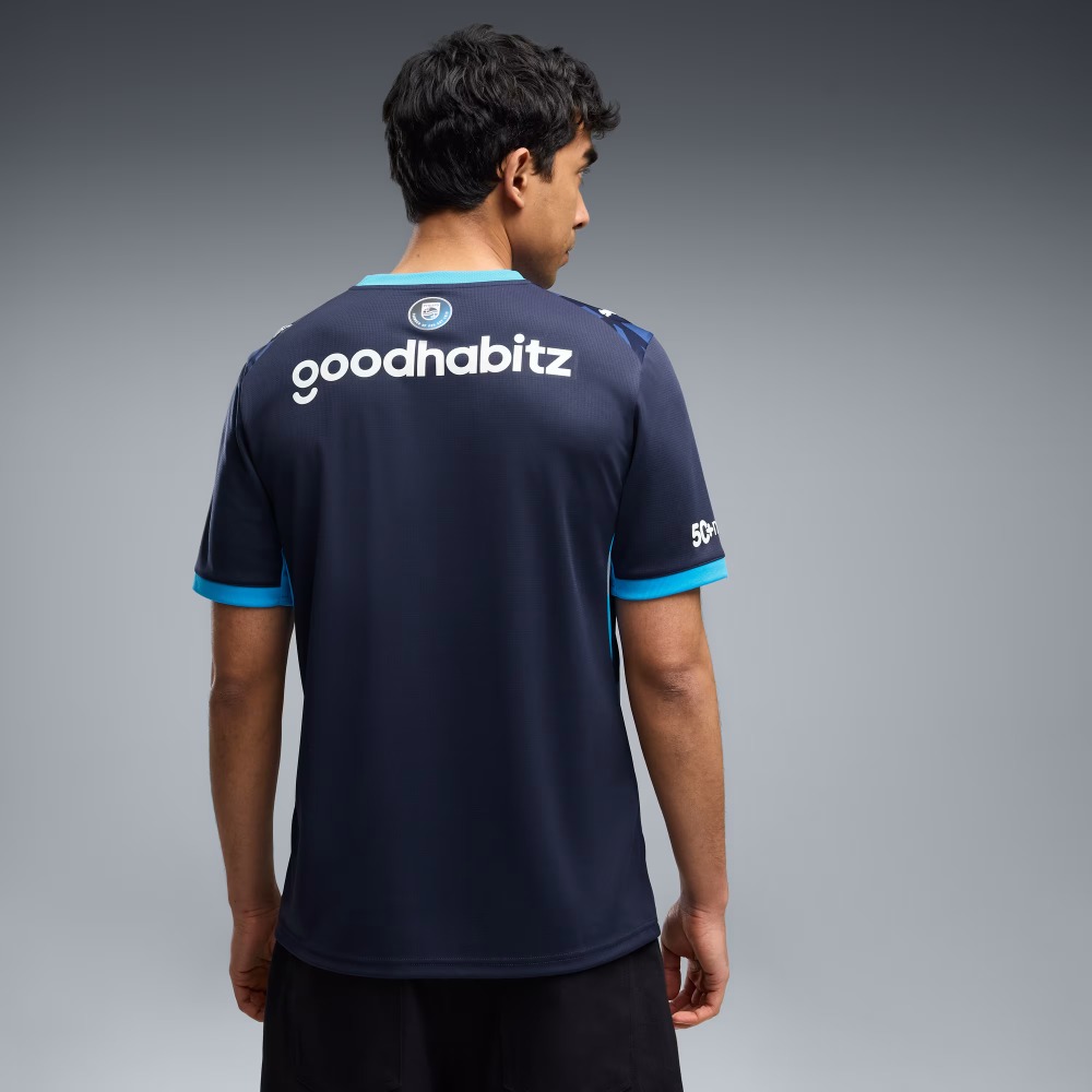 Camiseta PSV Eindhoven 3.ª equipación 26/27 3 Camiseta oficial PSV Eindhoven 3.ª equipación 26/27 para adulto. Diseño del tercer uniforme del club holandés.