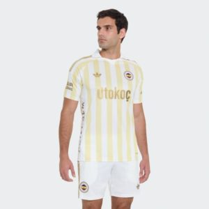 Camiseta de fútbol de la segunda equipación del Fenerbahce para la temporada 2026/2027. Uniforme de visitante oficial.