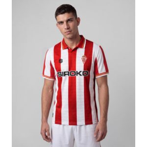 Camiseta oficial de la primera equipación del Real Sporting de Gijón para la temporada 2026/27, versión de adulto.