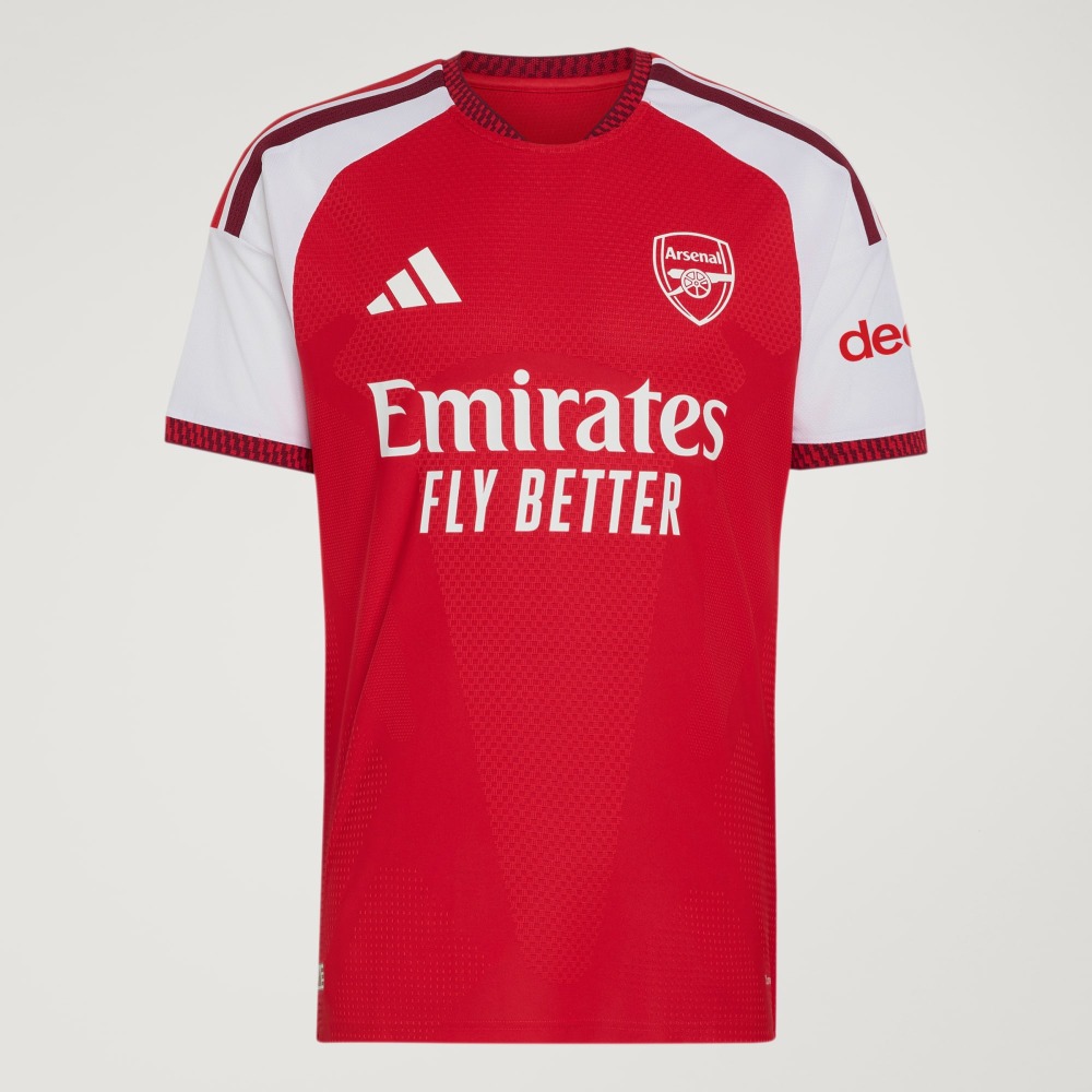 CAMISETA VERSION JUGADOR ARSENAL FC 26/27 4 Camiseta versión jugador del Arsenal FC para la temporada 26/27. Primera equipación oficial para adulto. Diseño y escudo.