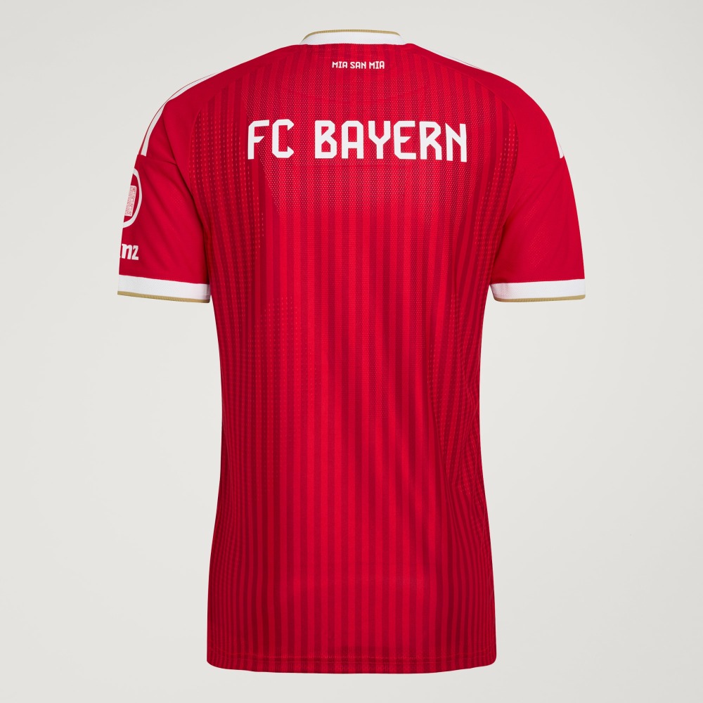 Camiseta Versión Jugador Bayer Munich 26/27 5 Camiseta del Bayern Munich versión jugador para la temporada 26/27. Detalle de la primera equipación para adulto.