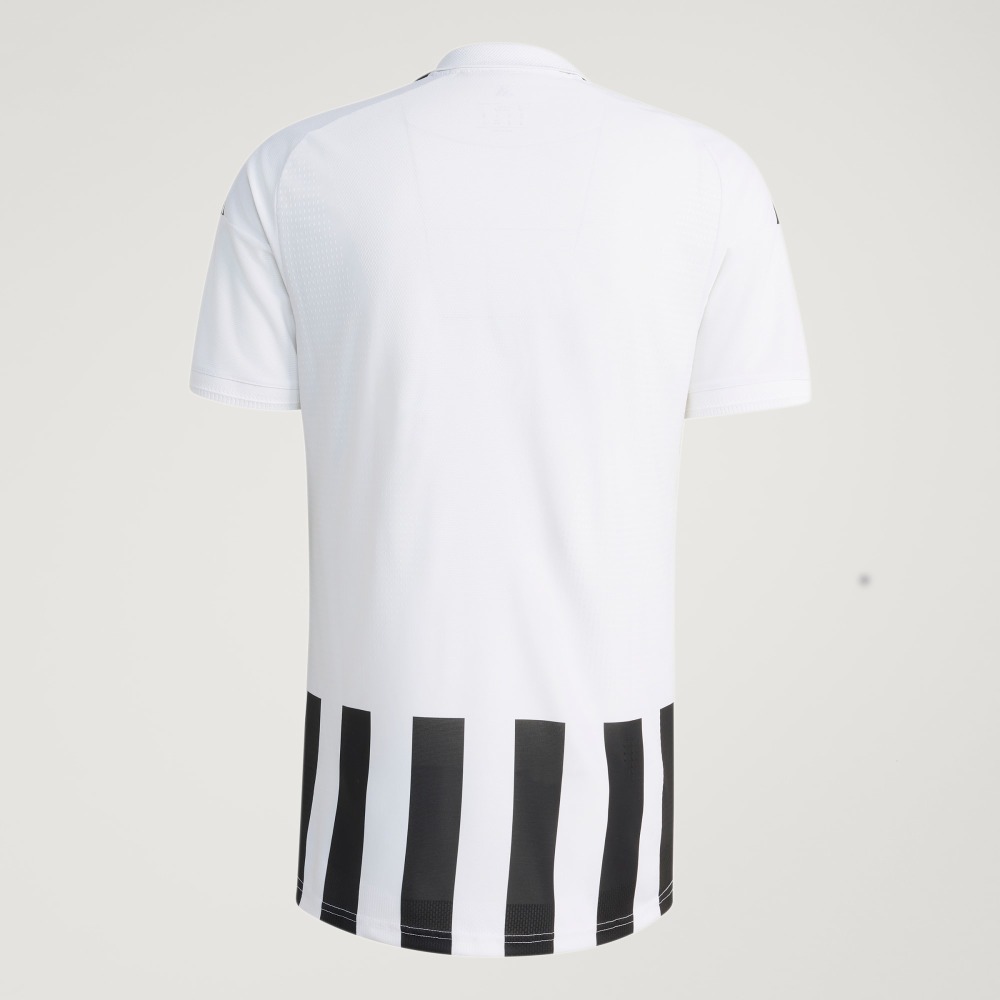 CAMISETA VERSION JUGADOR JUVENTUS 26/27 4 Camiseta versión jugador de la primera equipación del Juventus FC para la temporada 26/27, modelo de adulto.