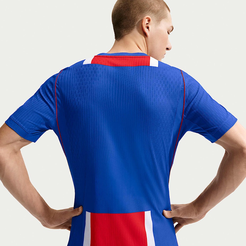 Camiseta Versión Jugador Paris Saint-Germain 26/27 2 Camiseta de la primera equipación del Paris Saint-Germain 26/27, versión jugador para adulto. Vista frontal de la prenda oficial.