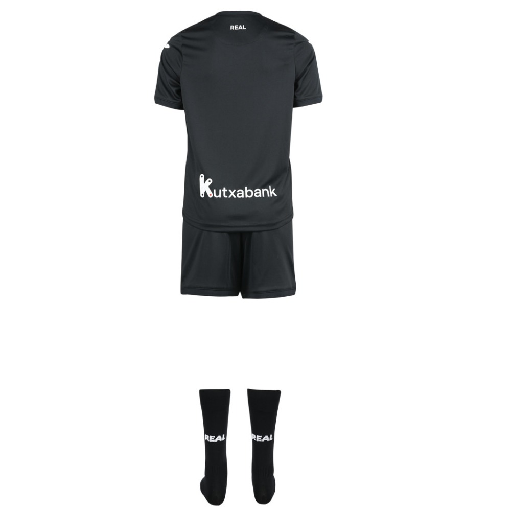 2ª Equipación Real Sociedad Niños 26/27 2 Tercera equipación de la Real Sociedad para niños temporada 26/27. Camiseta de fútbol oficial para los más pequeños aficionados.