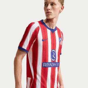Camiseta de la primera equipación del Atlético de Madrid para la temporada 26/27. Modelo oficial Versión Jugador para adulto.