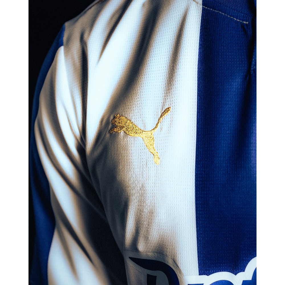 Camiseta Leganes 2026/27 7 Camiseta de la primera equipación del CD Leganés para la temporada 2026/27. Modelo de adulto. Vista frontal del diseño.