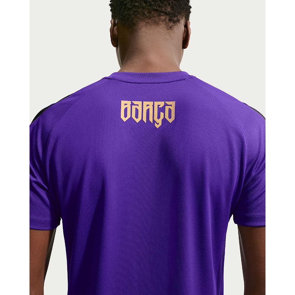 Camiseta Barcelona Entrenamiento Visitante 26/27 7 Camiseta de entrenamiento del FC Barcelona, segunda equipación visitante temporada 26/27. Ropa oficial de fútbol para adulto.