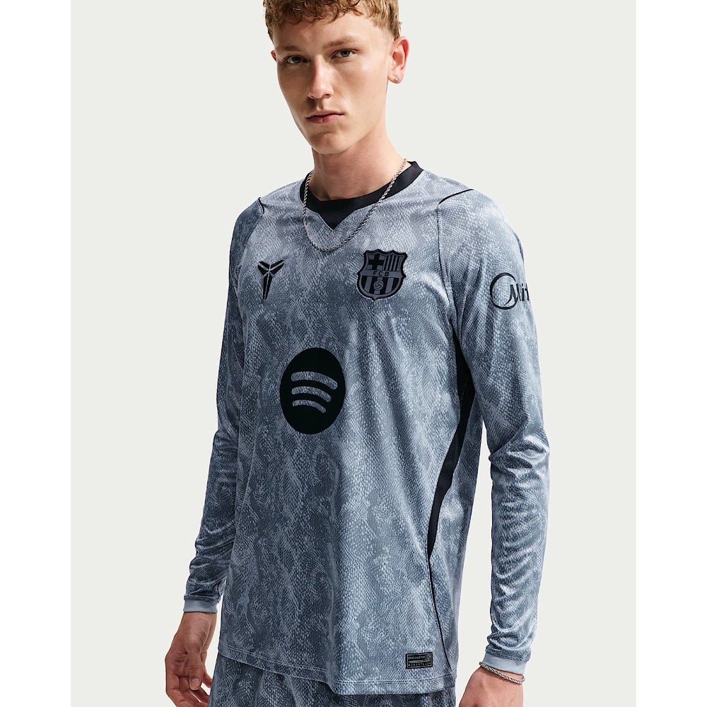 Camiseta Barcelona Portero Visitante 2026/27 6 Camiseta de portero visitante del FC Barcelona para la temporada 2026/27. Equipación oficial de fútbol para adulto.
