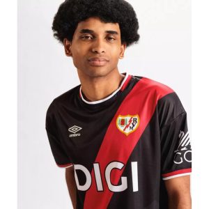 Camisetas del Rayo Vallecano 7 Camiseta de portero del Rayo Vallecano para la temporada 2026-2027. Equipación oficial de guardameta para adulto.
