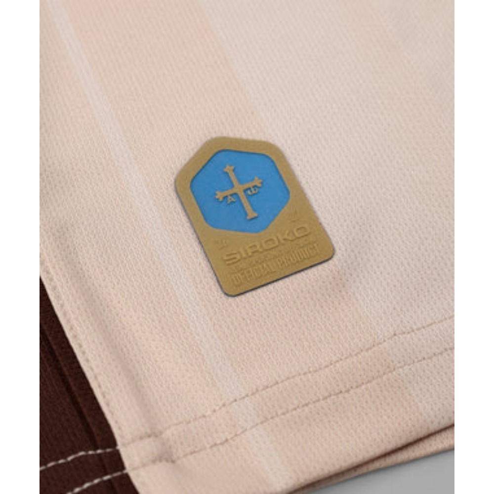 Camiseta Sporting Gijon Alternativa 26/27 5 Camiseta de fútbol alternativa del Sporting de Gijón para la temporada 2026-2027. Versión para adulto.
