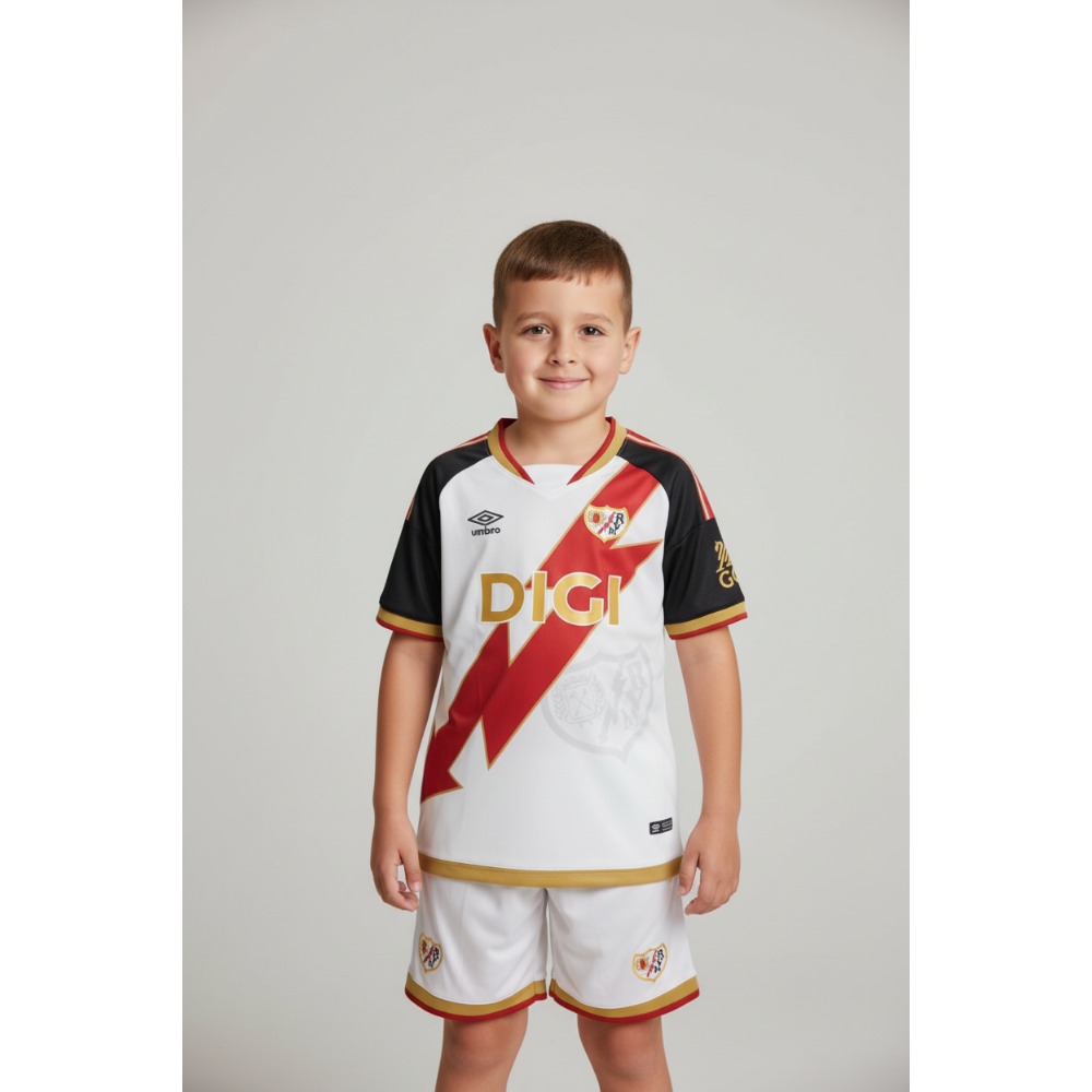 Equipación Rayo Vallecano Niños 26-27 1 Primera equipación oficial del Rayo Vallecano para niños temporada 26-27. Incluye camiseta, pantalón y medias.
