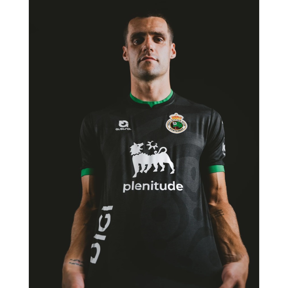 Camiseta Alternativa Racing Santander 26/27 3 Camiseta alternativa del Racing de Santander para la temporada 26/27. Segunda equipación oficial de fútbol para adulto.