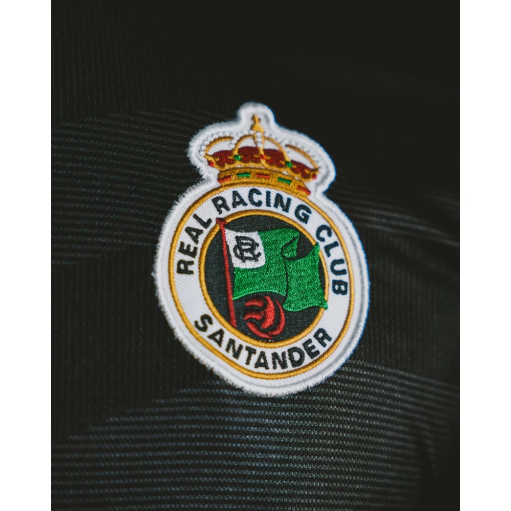 Camiseta Alternativa Racing Santander 26/27 4 Camiseta alternativa del Racing de Santander para la temporada 26/27. Segunda equipación oficial de fútbol para adulto.